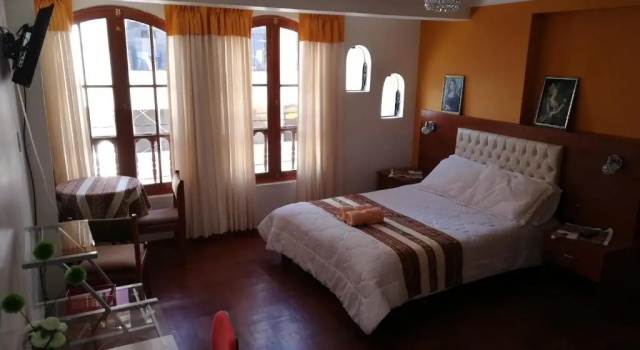 Standardowy dwuosobowy pokój i balkonem Korisonqo Casa Hospedaje