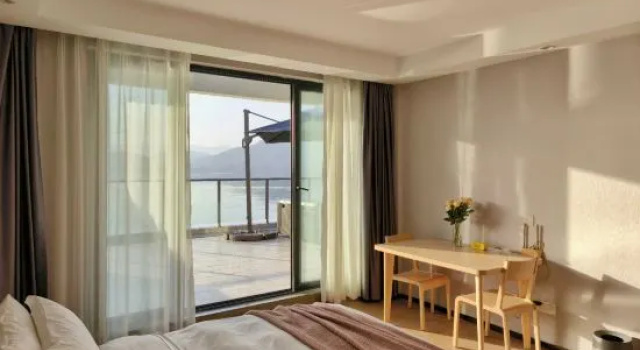 Люкс с 3 комнатами с видом на озеро Taiping Lake Zai Shui Yi Fang Vacation Apartment