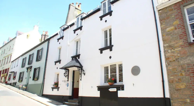 St. Magloire Guesthouse, Rezerwuj Hotel Bailiwick of Jersey Wielka Brytania
