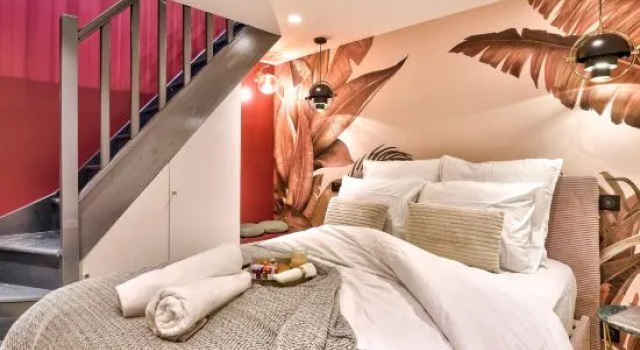 Номер Standard NEW! Eiffel Tour Splendid 2BR apt in Paris