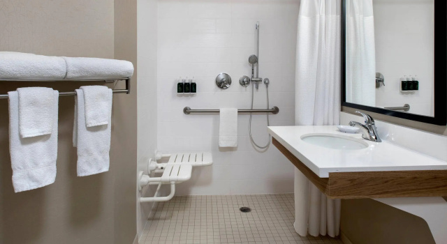 Четырёхместный люкс c 1 комнатой SpringHill Suites Danbury