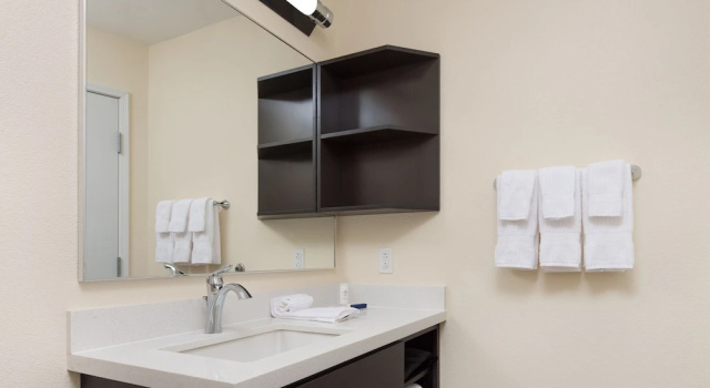 Двухместный люкс Candlewood Suites Columbia East by IHG