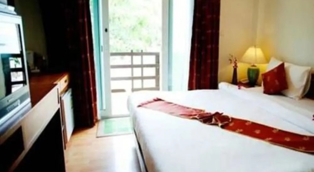 Krabi Tropical Beach Resort, Забронировать Курортный отель Ао-Нам-Мао Краби