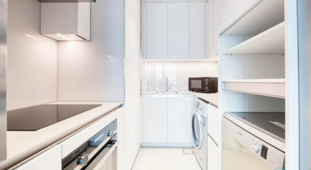 Posh 1BR at The Address Residences in JBR by Deluxe Holiday Homes