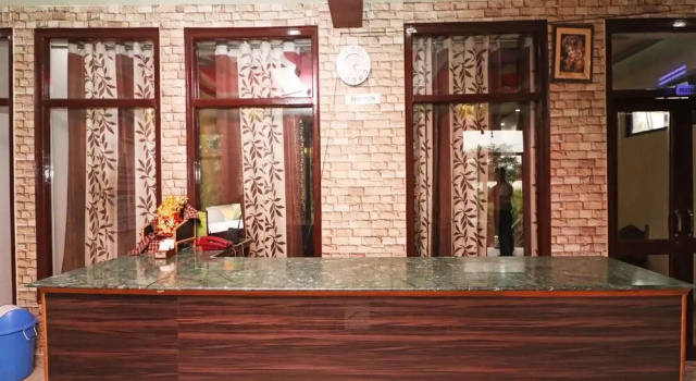 Hotel Lakshya Palace by OYO Rooms, Забронировать Отель Фатехпур-Сикри 