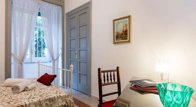 Apartment - Corso V. Emanuele III BH 81