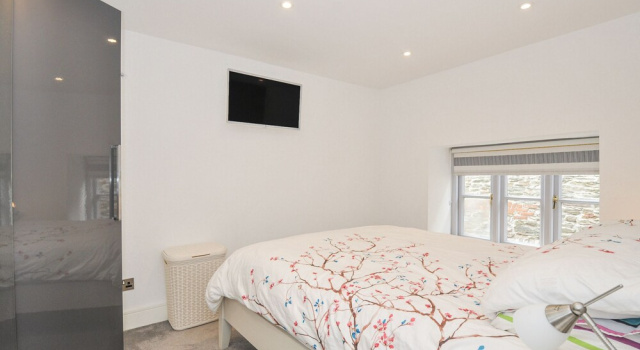Beach Retreat, Book Vacation Home Villas in Looe, near Second Beach, Villa