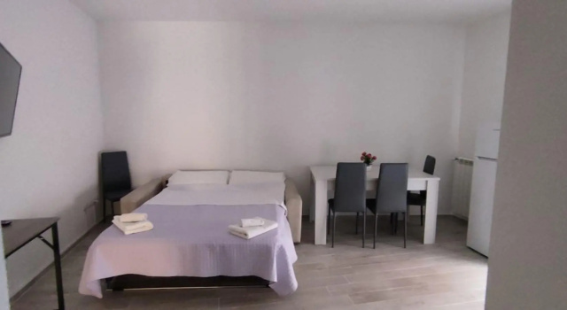Diamond Apartment - Beautiful apartment with double bed and sofa bed-Diamond Apartment, Забронировать Апартаменты/квартира Отели в центре Ареццо, в центре