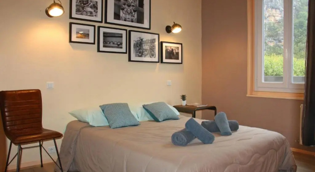 Hôtel des Bateliers, Забронировать Отель Ла-Мален 