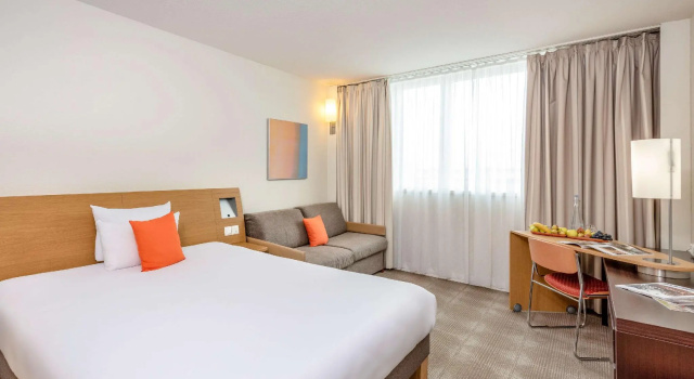Двухместный номер Superior Novotel Bern Expo