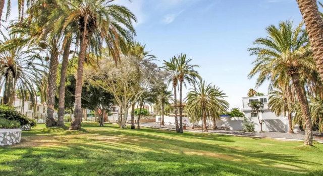 Студия Front Beach, Sea View, Fast Fiber, Pool