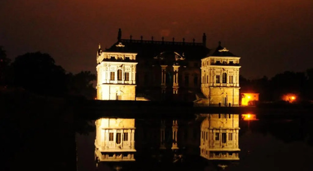 Wunderschöne Wohnung in sanierter Villa! incl WIFI, Забронировать Отель Блазевиц Дрезден