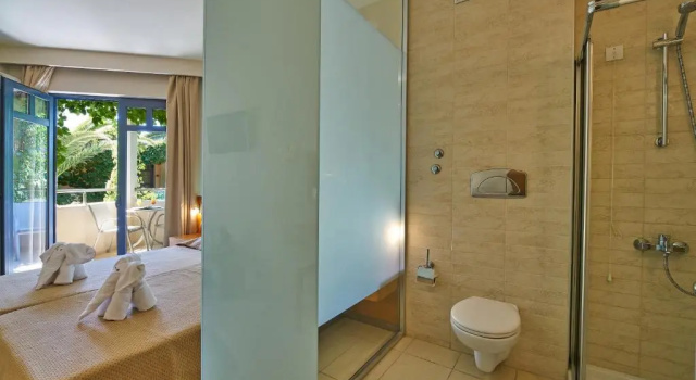 Номер Standard с балконом Eva Bay Hotel On The Beach - Adults Only