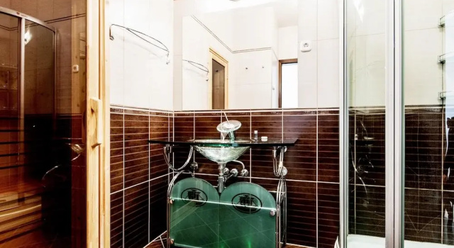 Rooftop 3 Bedroom Apartment Roof Terrace, Забронировать Апартаменты/квартира Будапешт Центральная Венгрия, рядом с Ашториа