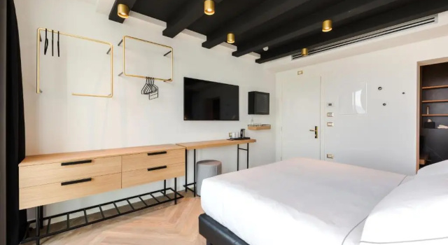 Двухместный номер Standard с балконом MaisonMe Boutique Hotel