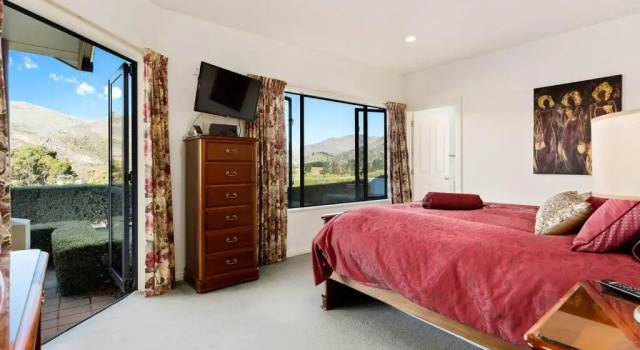 Kawarau Bay View - Cromwell Holiday Home