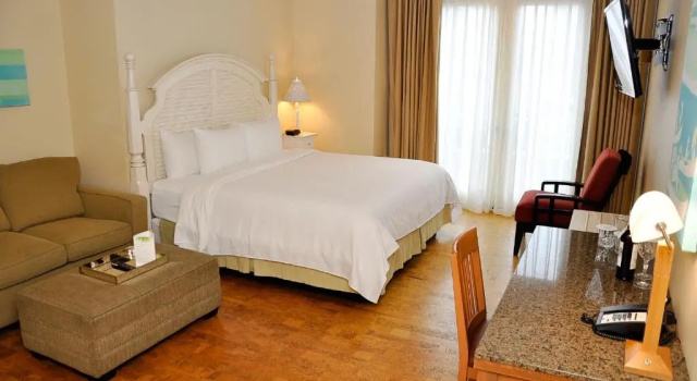 Номер Deluxe Hotel Eldorado at Eldorado Resort