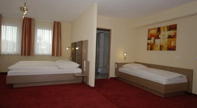 Hotel Zur Schmiede, Забронировать Отель Радольфцелль Баден-Вюртемберг