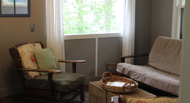 Algonquin's Edge Resort, Забронировать Курортный отель Мэйнут Алгонкинский провинциальный парк