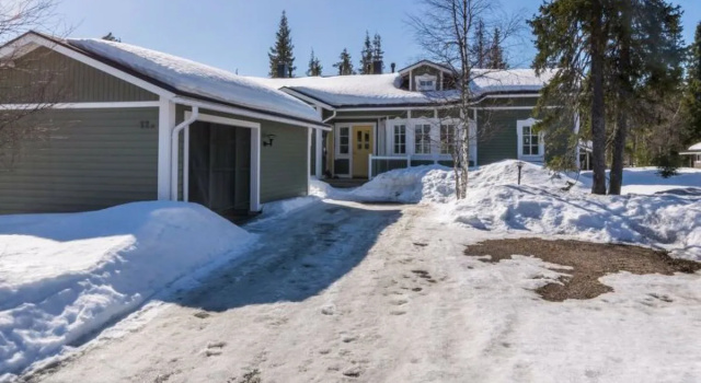 Rukan taikavuosseli 12 a