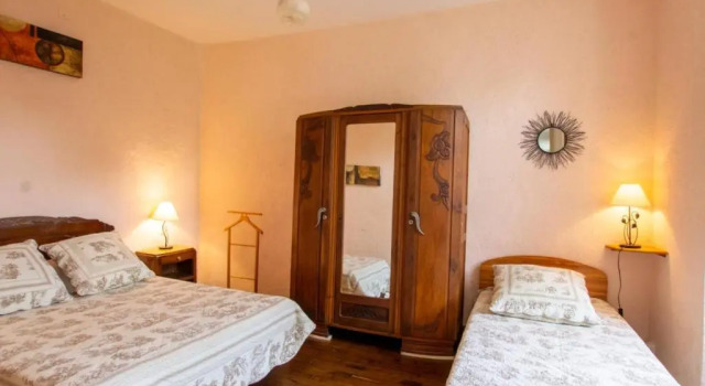 Maison de village avec Internet, animaux acceptés, Proche Villefranche du Périgord - FR-1-616-162, Rezerwuj Hotel Loubejac Akwitania