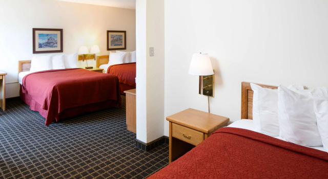 Четырёхместный номер Standard Red Lion Hotel Ellensburg
