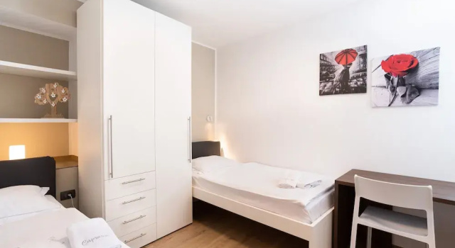 Апартаменты CAPRARIA appartments in historic center, with private parking