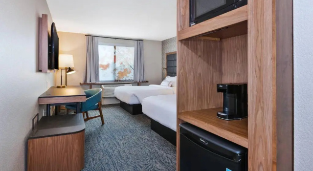 Четырёхместный номер Standard с видом на город Fairfield Inn & Suites by Marriott Kalamazoo