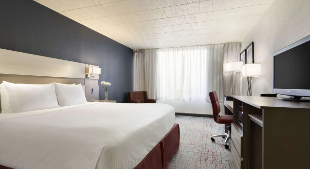 Ramada by Wyndham Beaver Falls, Rezervovat Hotel Beaver Falls 