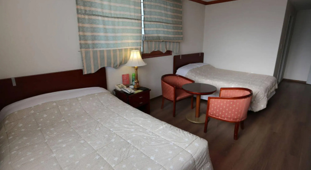 Samhaein Hotel, Забронировать Отель Jeju City Чеджу, рядом с Торговый центр E-Mart в Синджеджу