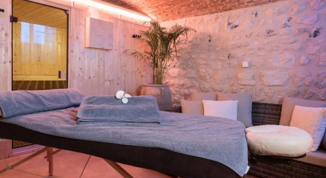 TOWNHOUSE TROUVILLE - Appart'Hotel & Studios, Забронировать Апарт-отель СПА-отели Трувиль-сюр-Мер, SPA-услуги