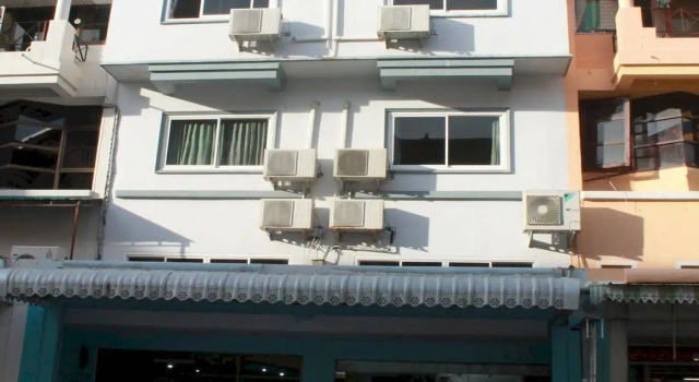 Rayaan Guest House Phuket, Забронировать Гостевой дом Отели Пхукета с завтраком, Завтраки