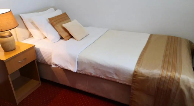 Hotel N, Забронировать Отель Недорогие отели Белграда, недорогие