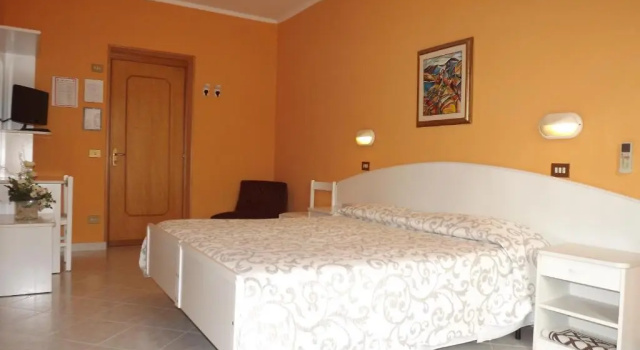 Двухместный номер Standard Hotel Cristina