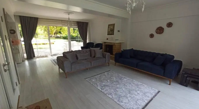 Ekşi̇ House, Rezerwuj Hotel Yanik Sakarya