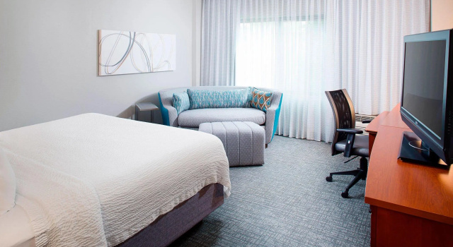 Двухместный номер Standard Courtyard by Marriott Roanoke Airport