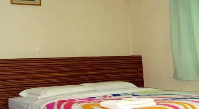 Iskandar Sinsuran Homestay, Забронировать Отель Кота-Кинабалу Сабах