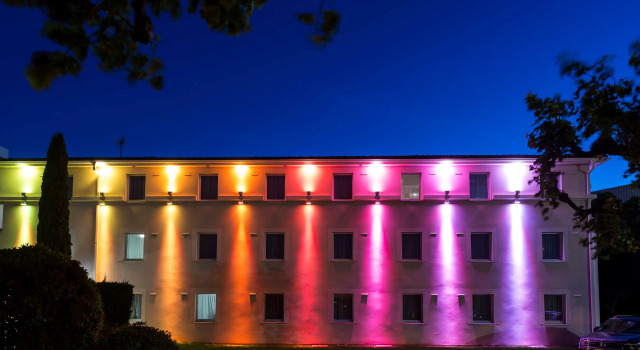 Kyriad Valence Nord Bourg-Les-Valence, Rezervasyon Otel Bourg-les-Valence Drôme