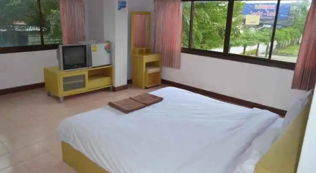 Premier Hotel Nakhonsrithammarat, Забронировать Отель Отели Накхонситхаммарат с парковкой, Парковка