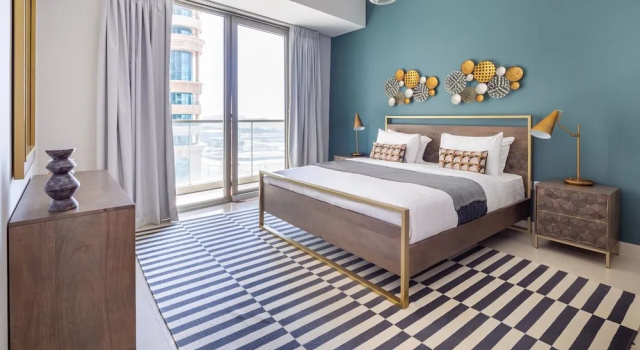 Elegant and Functional 2BR in Marina - Sleeps 5!, Забронировать Апартаменты/квартира Отели Эмирата Дубая с парковкой, рядом с Собха Риэлти, Парковка