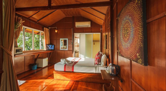 Phuphaya Seaview Resort, Забронировать Курортный отель о. Пхи-Пхи Краби