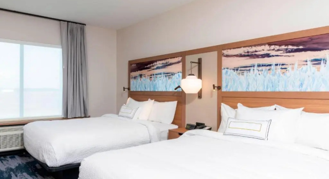 Четырёхместный номер Standard Fairfield Inn & Suites by Marriott Fair Oaks Farms