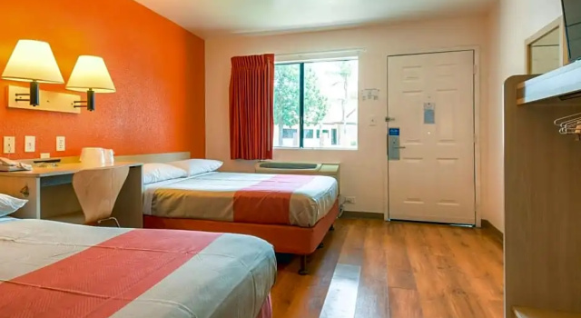 Номер Standard Motel 6-El Cajon, CA - San Diego
