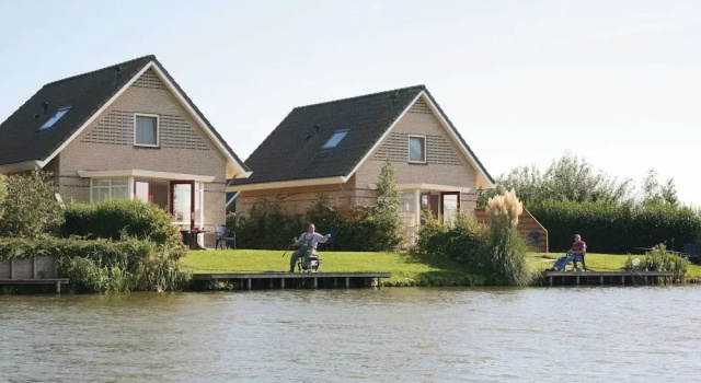 Коттедж Chic Stay by the Water