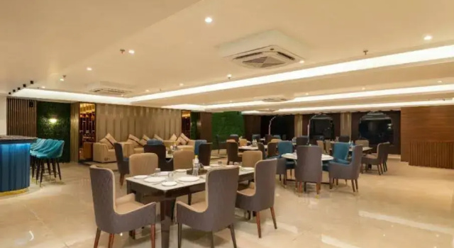 Grand Luxotica By DLS Hotels, Varaa Hotelli Dehradun Uttarakhand