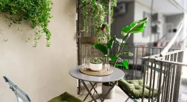 Floris: modern studio in the heart of city center, Забронировать Отель Бари Bari Province, рядом с Castello Svevo