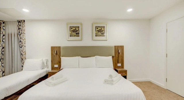 Четырёхместный семейный номер Standard OYO Plymouth Central Hotel