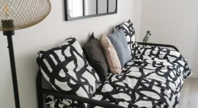 Studio cosy et rénové à 2 pas gare Reims Centre - Rue, Забронировать Отель Реймс Шампань