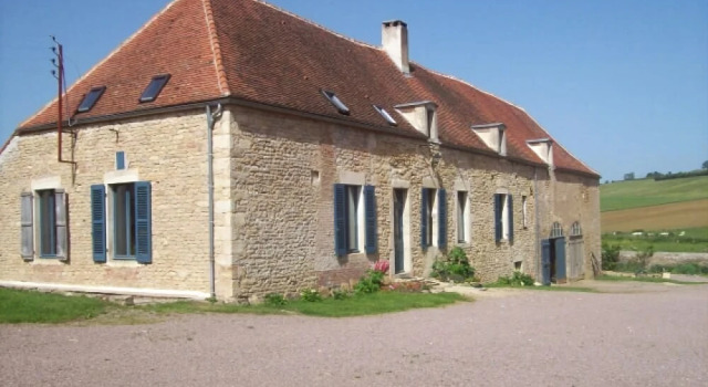 Chambres & Table d'hôtes La Tour de Giry, Rezerwuj Hotel Chazelle l'Echo Francja