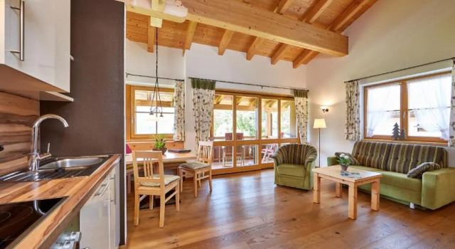 Апартаменты с видом на бассейн Ferienhaus Alpinissimo
